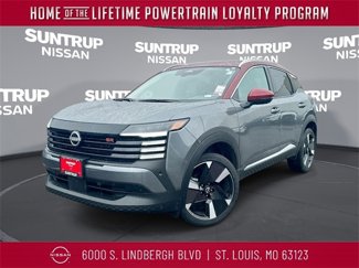 Used 2025 Nissan Kicks SR image 1