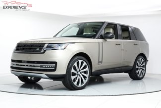 Used 2025 Land Rover Range Rover Autobiography image 1