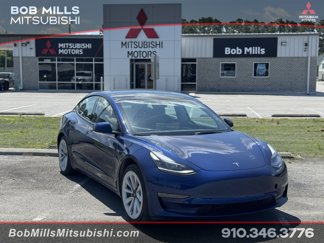 Used 2022 Tesla Model 3 Standard Range image 1