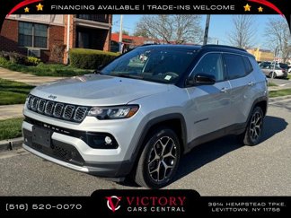 Used 2025 Jeep Compass Limited image 1