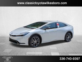 New 2025 Toyota Prius XLE image 1