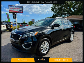 Used 2017 Kia Sorento LX w/ LX Convenience Package image 1