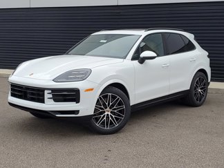 Used 2025 Porsche Cayenne image 1