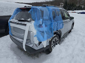 Used 2025 Subaru Forester Premium w/ Convenience Package #1 image 1