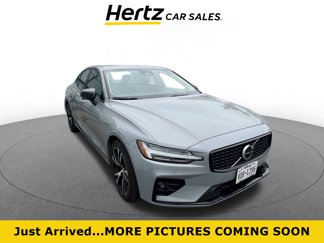 Used 2024 Volvo S60 B5 Core image 1