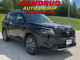 New 2025 Nissan Pathfinder SL w/ SL Premium Package image 1