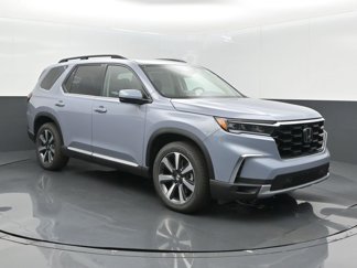New 2025 Honda Pilot Touring image 1
