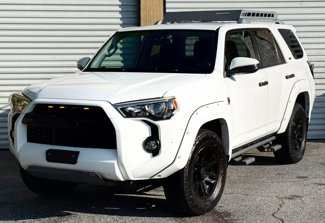 Used 2017 Toyota 4Runner SR5 image 1