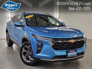 Certified 2025 Chevrolet Trax LT w/ Driver Confidence Package image 1