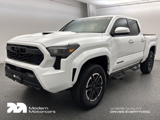 Used 2024 Toyota Tacoma TRD Sport image 1