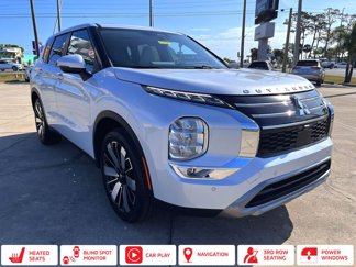 New 2025 Mitsubishi Outlander SE image 1
