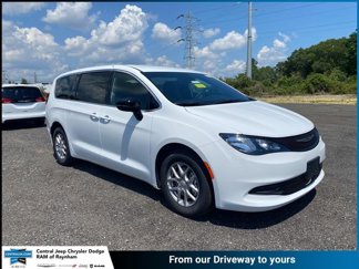 New 2025 Chrysler Voyager LX image 1