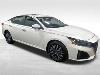 New 2024 Nissan Altima 2.5 SV w/ SV Premium Package image 1
