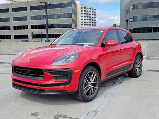 Used 2025 Porsche Macan image 1