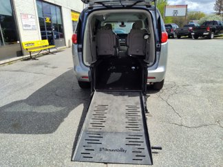 Used 2017 Chrysler Pacifica LX image 1