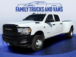 Used 2022 RAM 3500 Tradesman image 1
