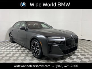 New 2025 BMW 760i xDrive w/ Executive Package image 1