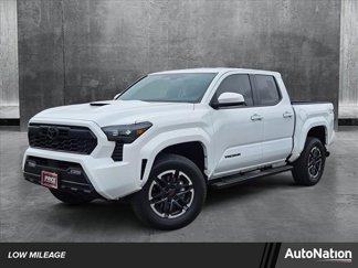 Used 2024 Toyota Tacoma TRD Sport image 1