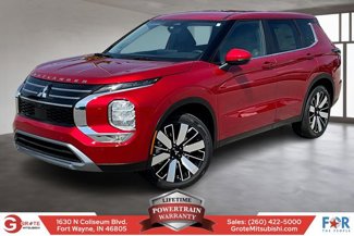 New 2025 Mitsubishi Outlander SE image 1