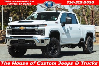 Used 2024 Chevrolet Silverado 2500 LT image 1
