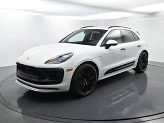 Certified 2025 Porsche Macan GTS image 1