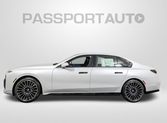 New 2026 BMW 740i xDrive video 2