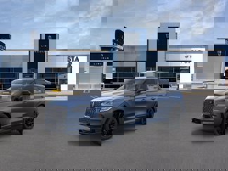 New 2025 Lincoln Corsair AWD w/ Equipment Group 101A image 1
