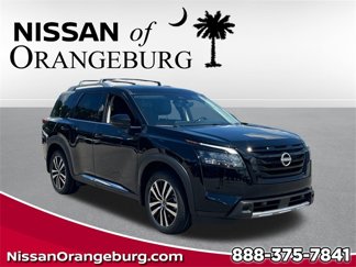 New 2025 Nissan Pathfinder Platinum w/ Black Appearance Package image 1