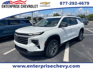 New 2025 Chevrolet Traverse LT w/ LPO, Floor Liner Package image 1