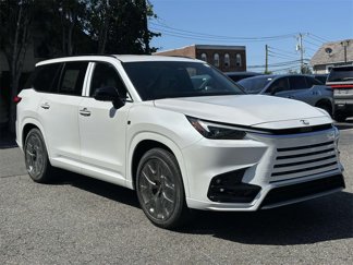 New 2025 Lexus TX 500h AWD image 1