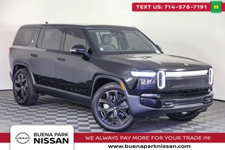 Used 2025 Rivian R1S Adventure image 1