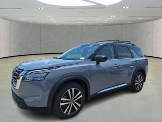 New 2025 Nissan Pathfinder Platinum image 1
