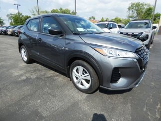 New 2025 Nissan Kicks S image 1
