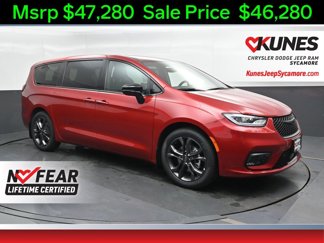 New 2026 Chrysler Pacifica Select image 1