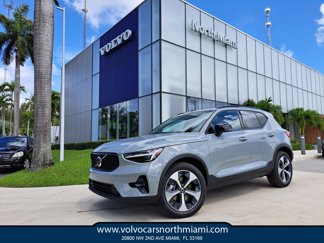 New 2026 Volvo XC40 B5 Plus image 1