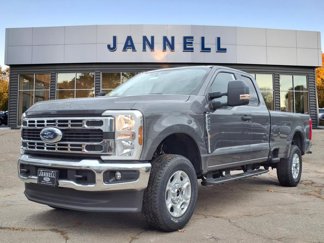 New 2025 Ford F250 4x4 SuperCab Super Duty image 1