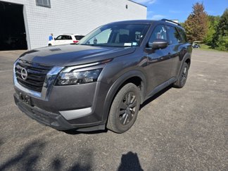 Used 2025 Nissan Pathfinder SV image 1