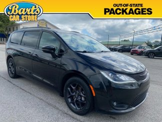 Used 2020 Chrysler Pacifica Limited w/ S Appearance Package image 1