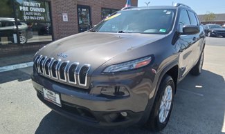 Used 2018 Jeep Cherokee Latitude Plus w/ Trailer Tow Group image 1