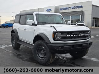 New 2025 Ford Bronco Outer Banks image 1