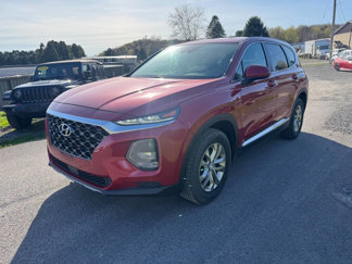 Used 2019 Hyundai Santa Fe SE image 1