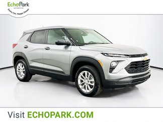 Used 2025 Chevrolet TrailBlazer LS w/ LS Convenience Package image 1
