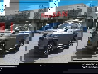 New 2025 Nissan Pathfinder Platinum image 1