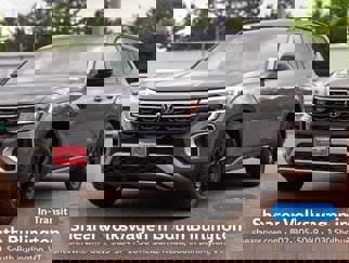 New 2025 Volkswagen Atlas Peak Edition SE image 1