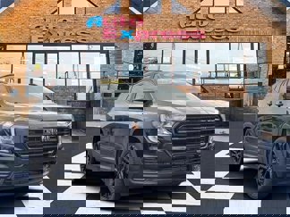 Used 2022 GMC Terrain SLE w/ Driver Convenience Package image 1