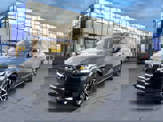 Certified 2021 Volvo XC90 T6 Momentum w/ Protection Package image 1