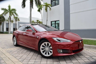 Used 2017 Tesla Model S 75D image 1