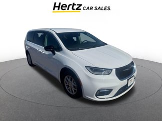 Used 2024 Chrysler Pacifica Touring-L image 1
