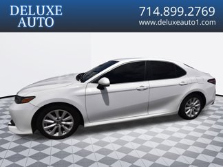 Used 2019 Toyota Camry LE image 1
