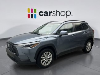 Used 2024 Toyota Corolla Cross LE image 1